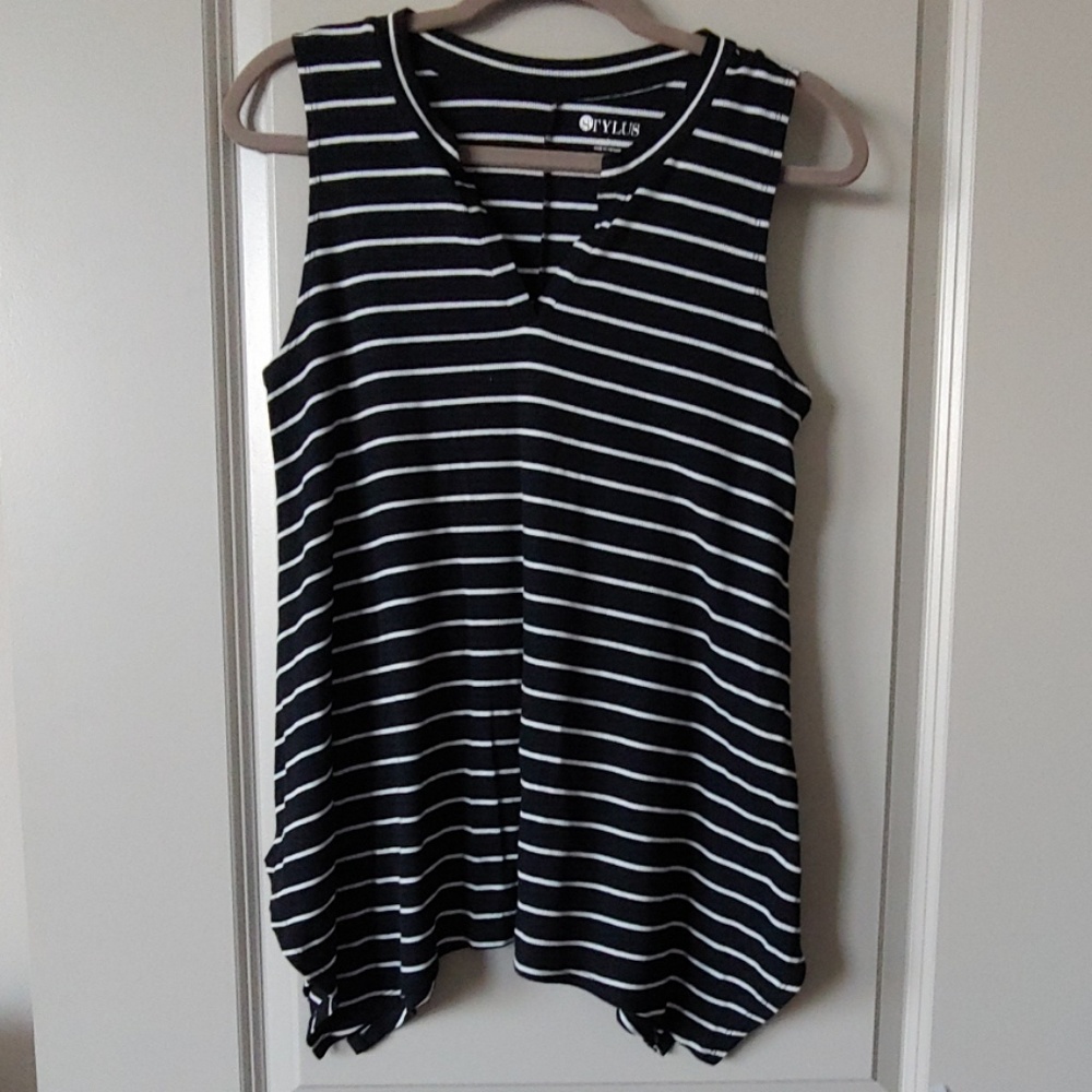 Ladies Asymmetrical Top